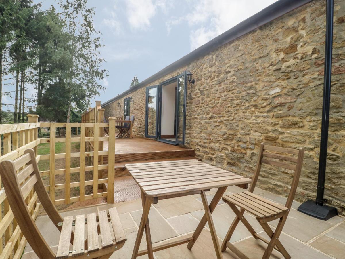 The Milking Barn Villa Yeovil Exterior foto