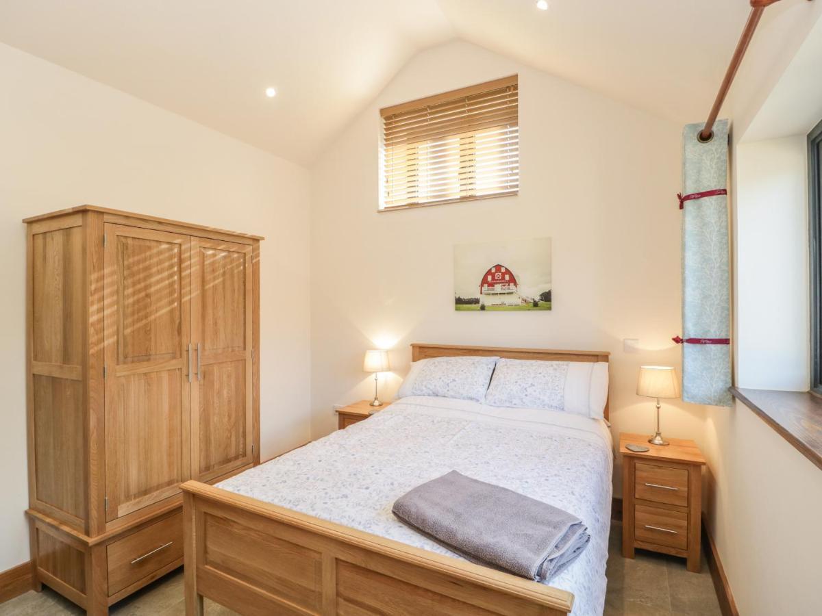 The Milking Barn Villa Yeovil Exterior foto
